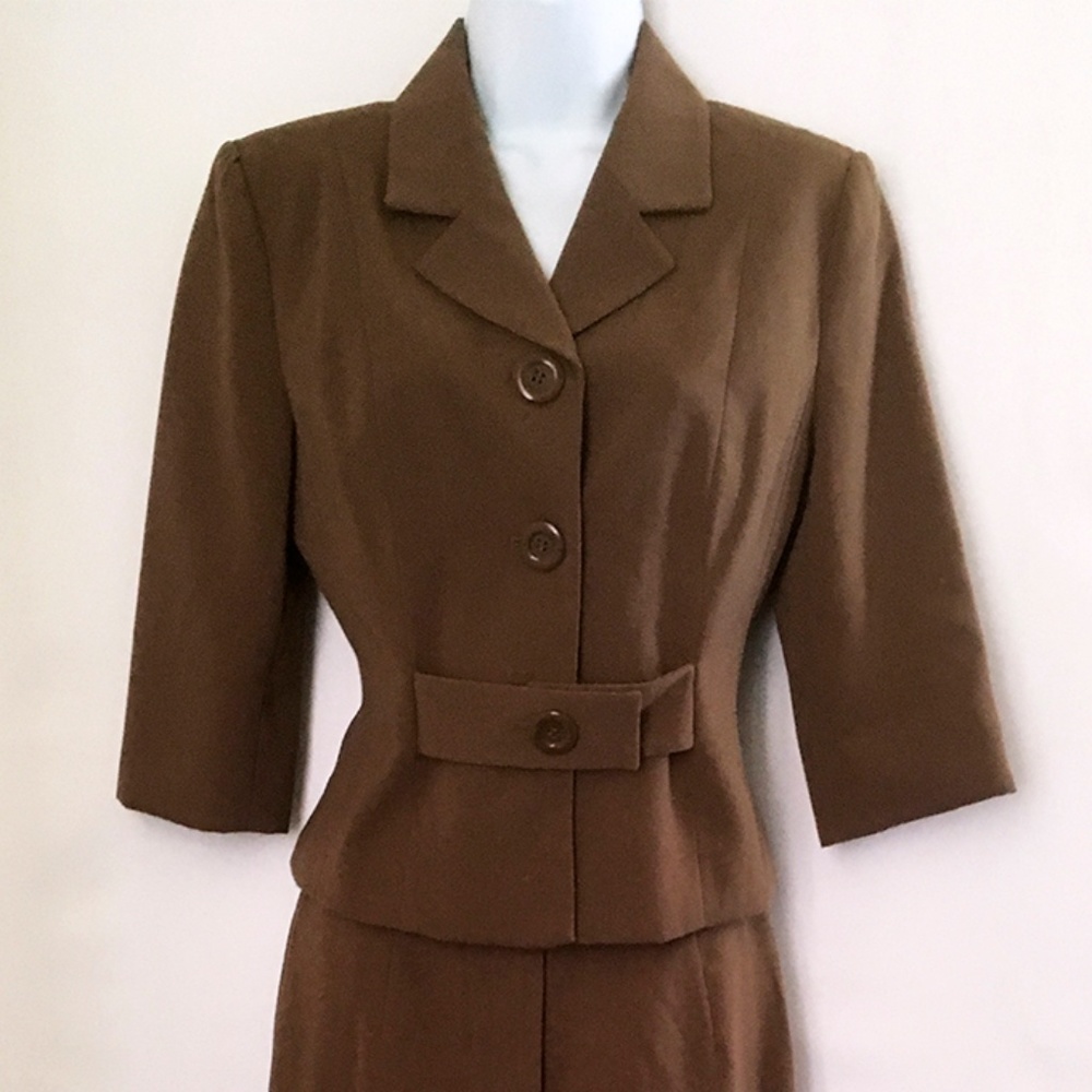 NWOT JG Hook 2 Piece Chocolate Brown Pants Suit